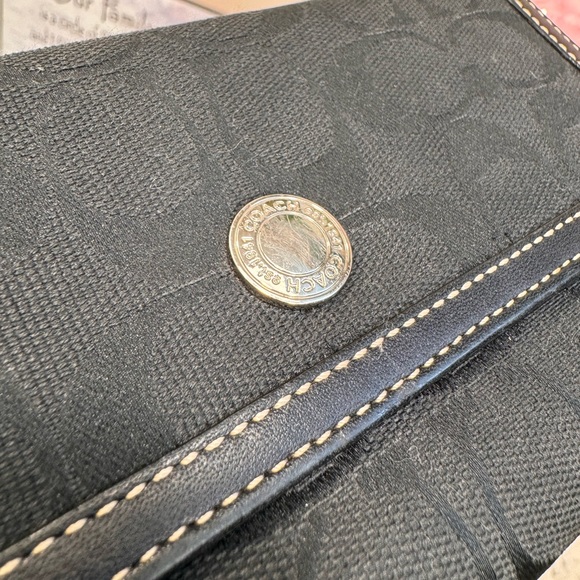 Coach Vintage Y2K Black Monogram Fabric & Leather Full Size Snap Open Wallet - Picture 6 of 12